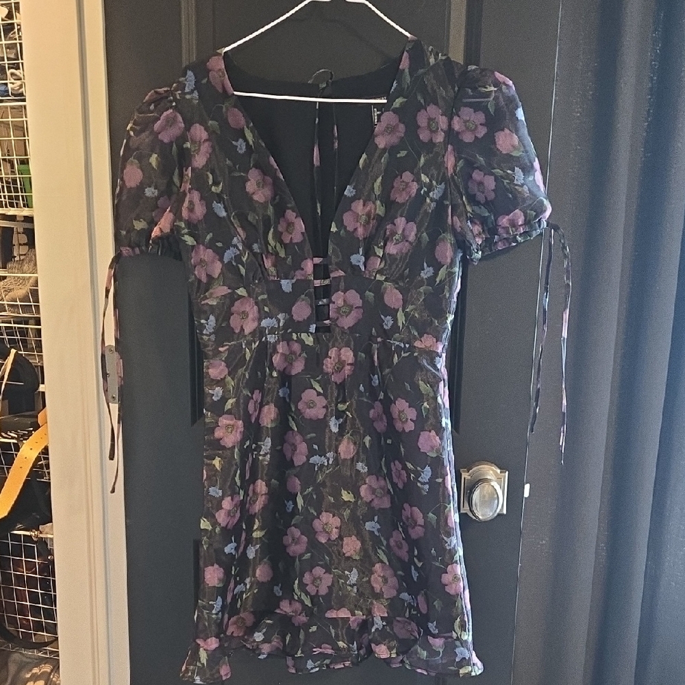 Forever 21 Purple and Black Puff Sleeve Mini Sundress